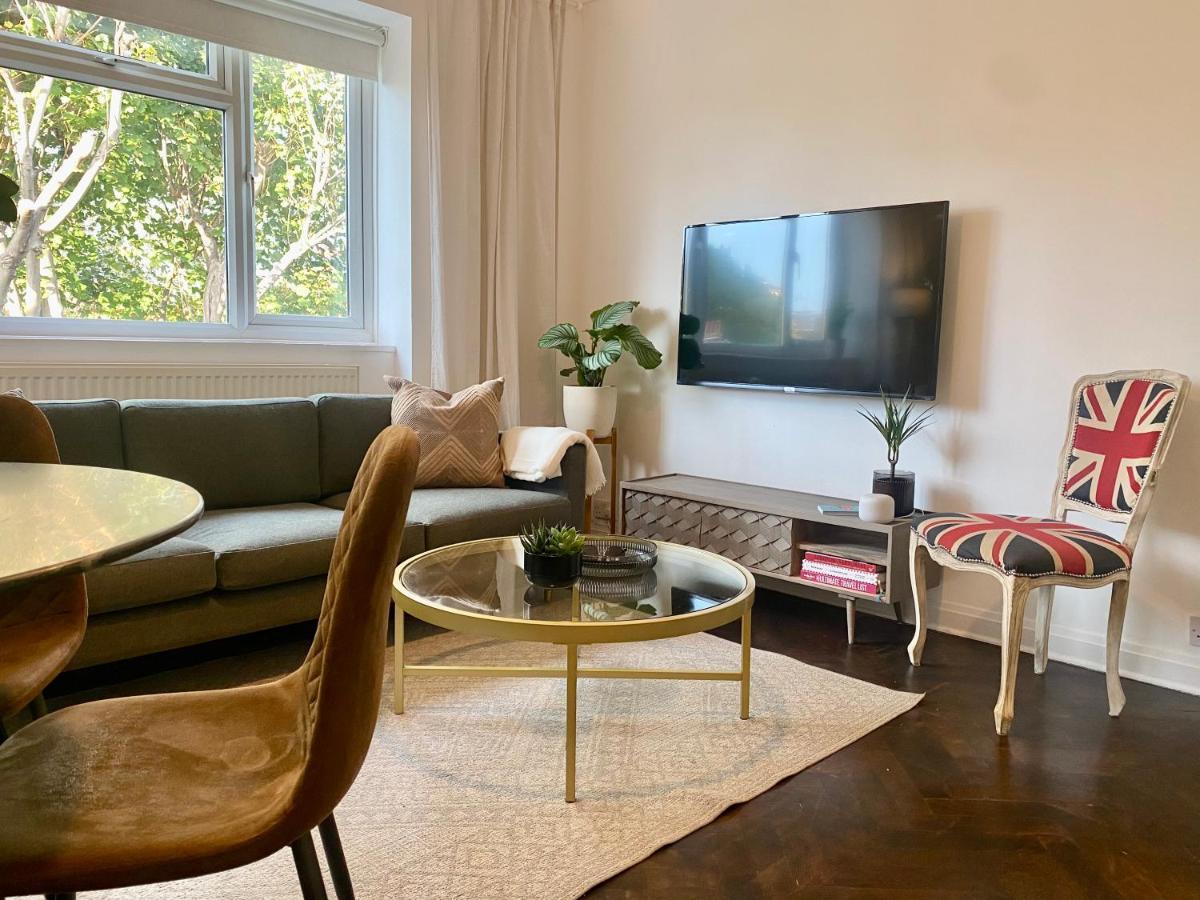 Newly Refurbished 2 Bedroom Apartment In South London Bagian luar foto