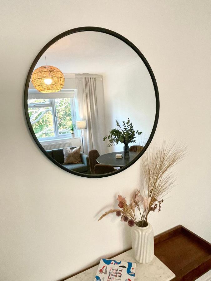 Newly Refurbished 2 Bedroom Apartment In South London Bagian luar foto