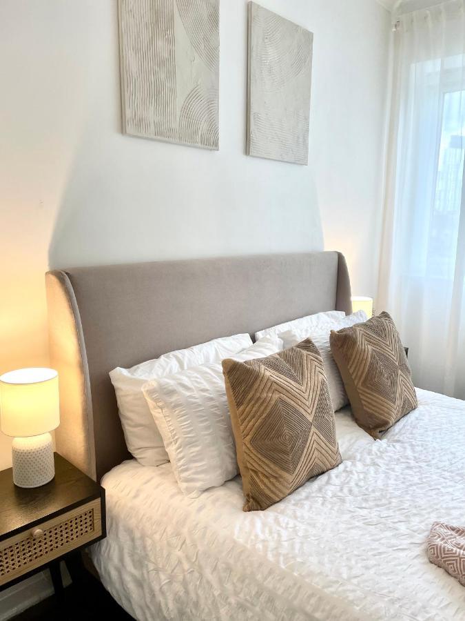 Newly Refurbished 2 Bedroom Apartment In South London Bagian luar foto
